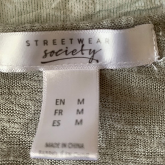 Sheer grey top - Picture 3 of 3